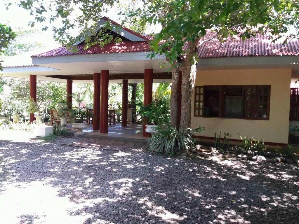 Kalipayan Beach Resort & Atlantis Dive Center Panglao Esterno foto